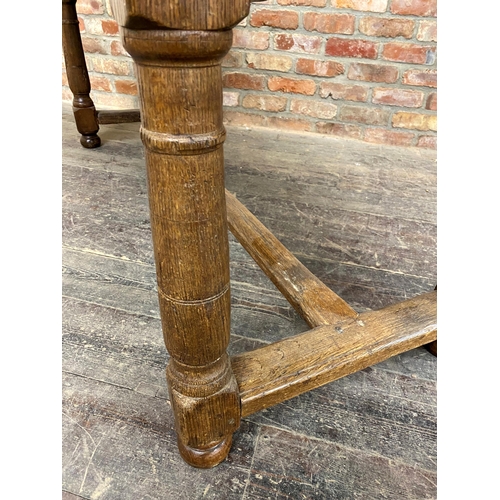 1274 - 18th century and later oak refectory table with plank top, good gun barrel legs, H frame stretcher a... 