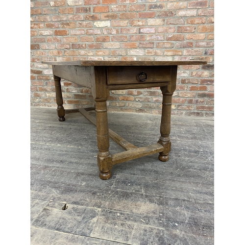 1274 - 18th century and later oak refectory table with plank top, good gun barrel legs, H frame stretcher a... 