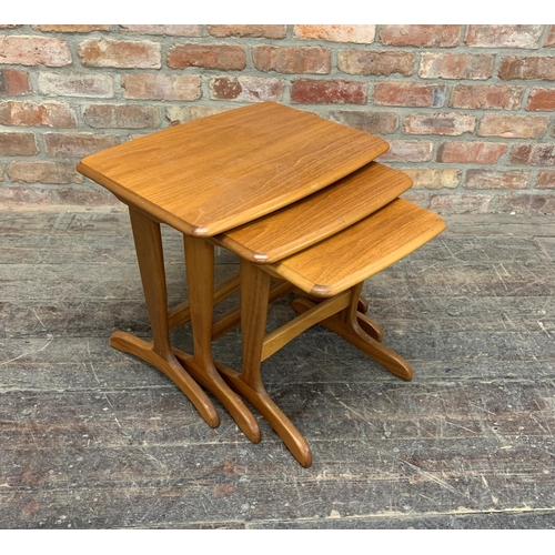 1292 - Retro mid-century teak nest of three tables. Largest measures H 48cm with top measuring 53 x 36cm.