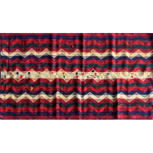 1432 - Good quality Persian Qashgai kilim, with bespoke zigzag design, 250 x 130cm