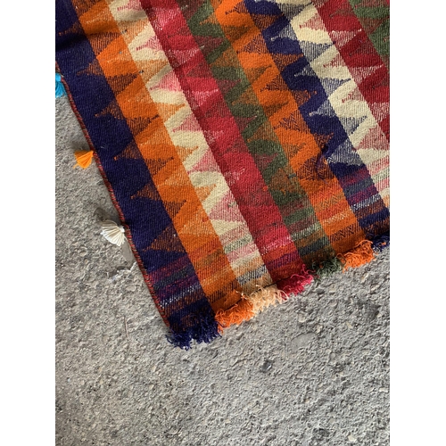 1436 - Good quality Persian Qashgai kilim, with bespoke zigzag design, 260 x 150cm