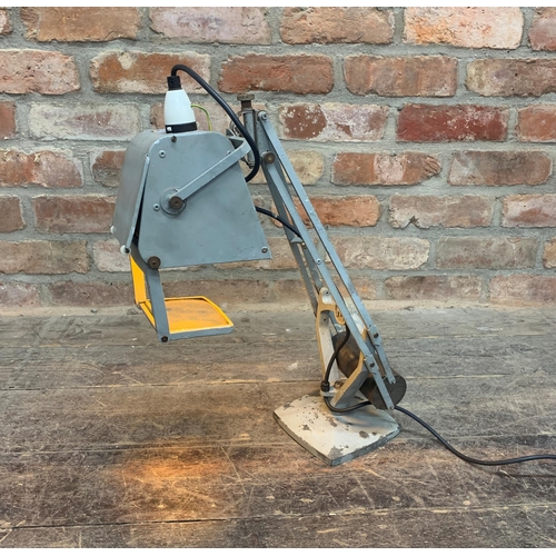 1092 - Hadrill and Horstmann Industrial Inspection Magnifying Lamp 'plus-light', with counterbalance weight... 