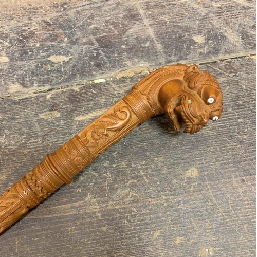 2314 - Exceptional quality 19th century carved Mysore sandalwood walking cane with lions head handle, 81.5c... 