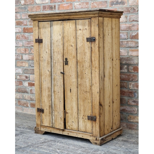 1321 - Antique pine kitchen cabinet with two hinged doors enclosing three fitted shelves, H 126cm x W 88cm ... 