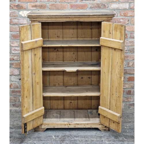 1321 - Antique pine kitchen cabinet with two hinged doors enclosing three fitted shelves, H 126cm x W 88cm ... 