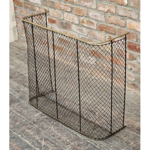 1323 - Regency wire work and brass fender, H 72cm x W 91cm