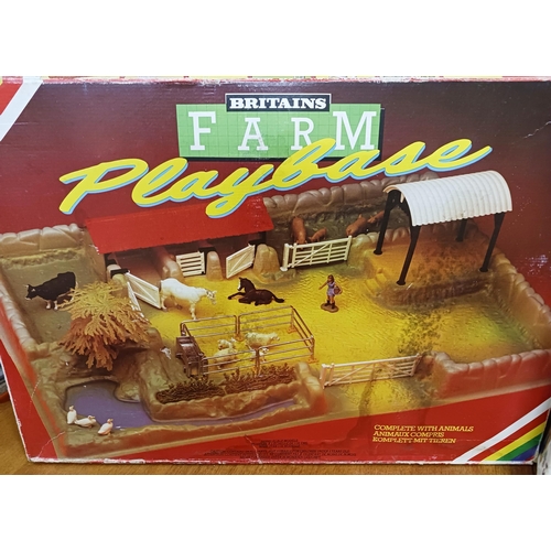 305 - Collection of boxed Britains wildlife & farm playbases (7)