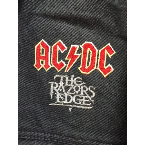 4 - Vintage AC-DC, 1991, The Razors Edge denim tour jacket. Size L. Unworn, as new.