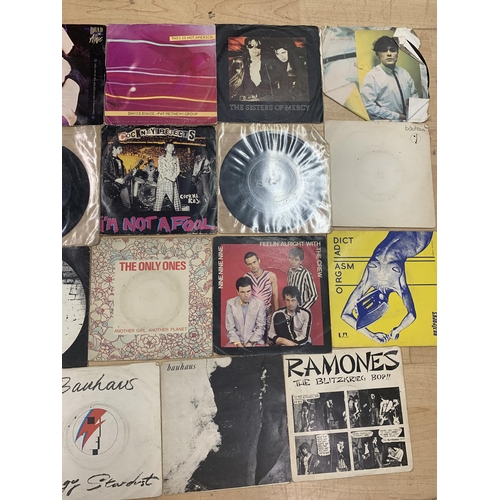 198 - Collection Of 45's Vinyl Records To Include The Only Ones, Ramones & Bauhaus (19)