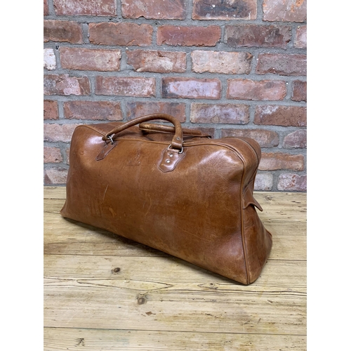 2449 - Good quality vintage brown leather carry bag