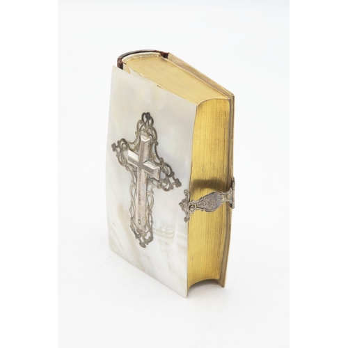 212 - Attractive French mother of pearl of silver bound French pocket Bible, within a leather case, 13 x 1... 