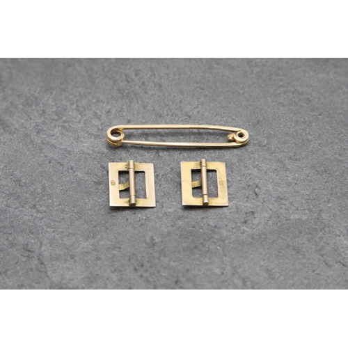 161 - Novelty gold to include pair of 9ct engine turned buckles, 1.5cm wide with a further 15ct safety pin... 