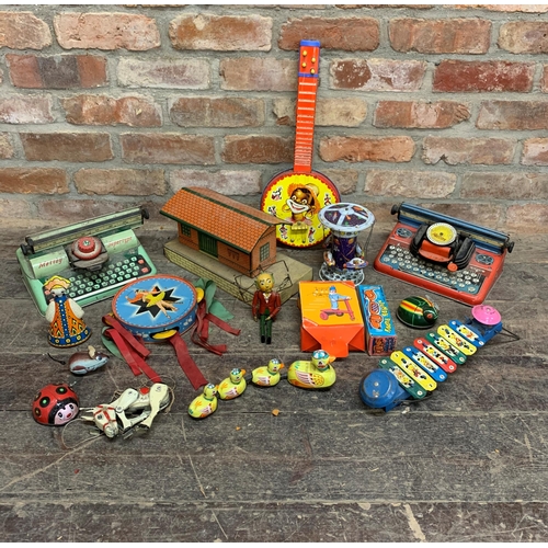 3642 - Assortment of vintage tin plate toys to include typewriters, instruments and Hornby train platform (... 