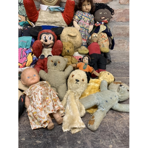 3655 - Quantity of mixed teddys and plushes to include Semco ltd Mickey Mouse, Yogi Bear and early mohair e... 