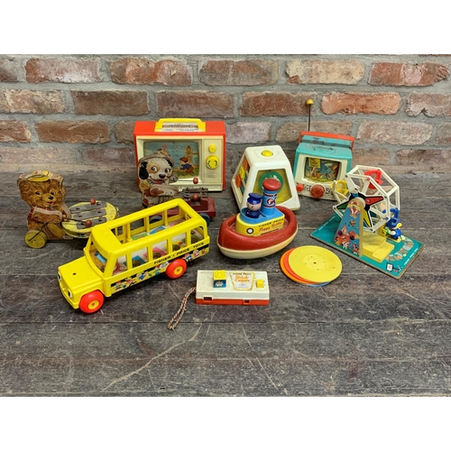 3657 - Quantity of vintage Fisher Price children's toys to include pull along musical examples and early mu... 