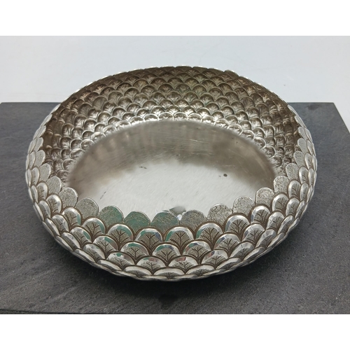 133 - Good quality Pakistani 94 silver dish, with overlapping scalloped decoration, 19cm diameter, with a ... 
