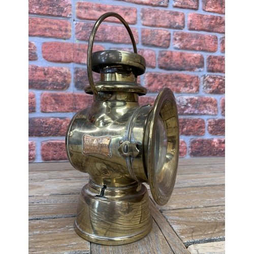 2362 - Lucas 'King of the Road' Brass Side Lamp, H 33cm