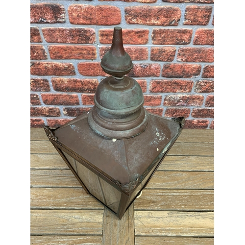 2373 - Outside garden vintage effect light with a copper finish, H69cm, W33cm