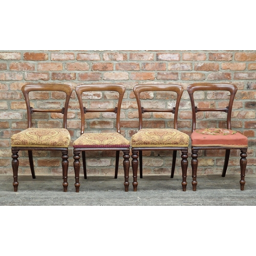 1321 - Set of four Victorian mahogany balloon back dining chairs with turned forelegs, H 88cm (4)