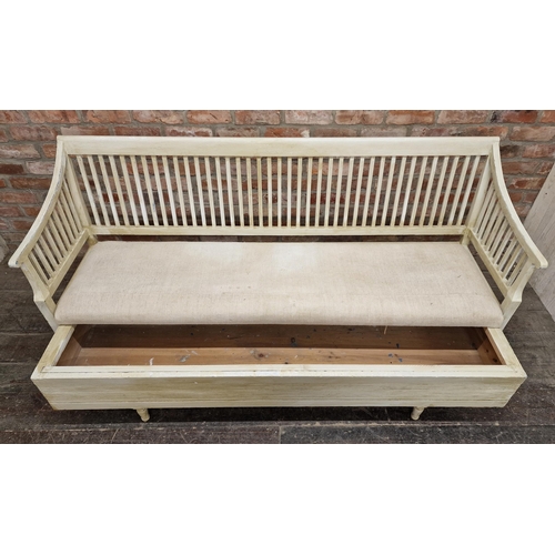 1340 - Good quality vintage Gustavian painted sofa / daybed with slatted back and pull out drawer to base, ... 