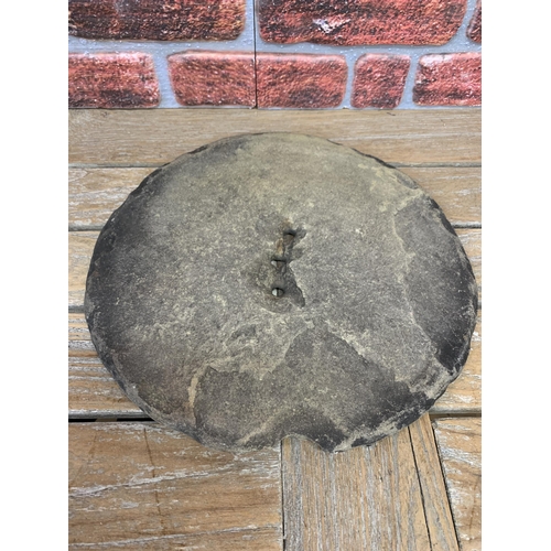 1278 - Antique thin grinding stone millstone, stone W38cm