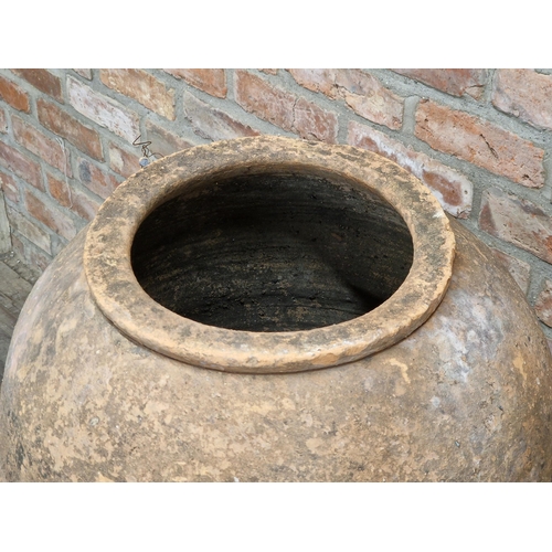 1025 - Good antique terracotta amphora urn, with pressed banding, on bespoke iron stand, 100cm high in tota... 