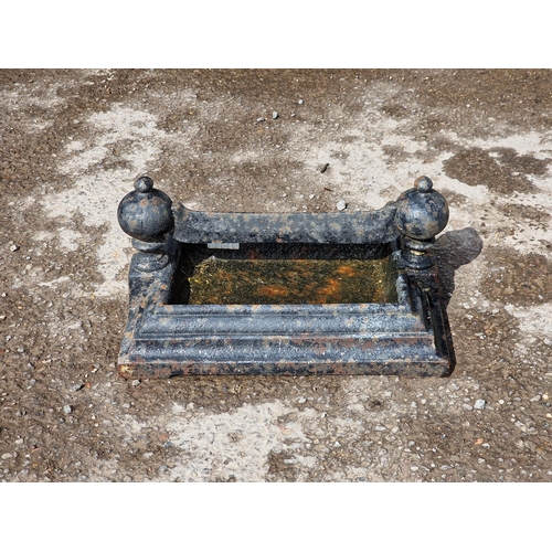 1094 - Painted cast iron boot scraper with stepped square base, H 17cm x W 37cm x D 26cm