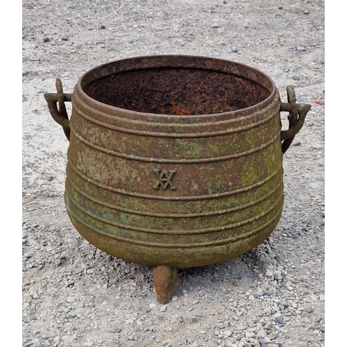 1153 - Antique cast iron cauldron with loop handle, H 25cm x W 25cm (AF)