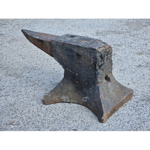 1163 - Antique iron anvil, H 30cm x W 60cm