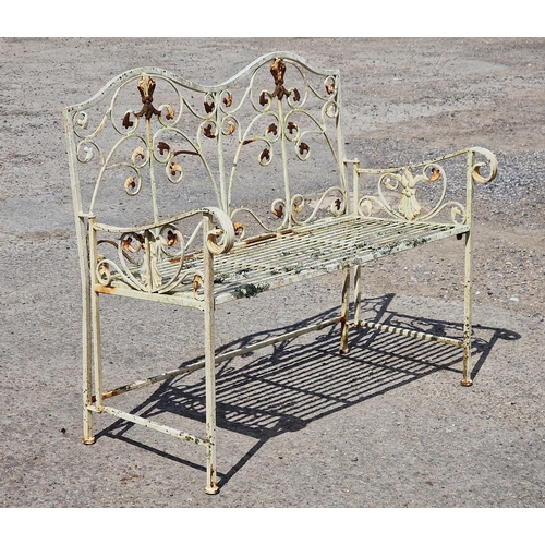 1207 - Painted metal garden bench with scrolling pierced detail, H 91cm x W 105cm