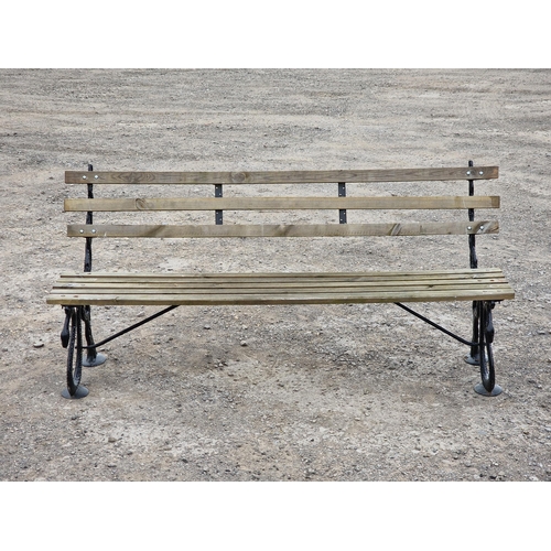 1228 - Good quality Victorian style cast iron garden bench of serpent design with slatted seat and back, H ... 