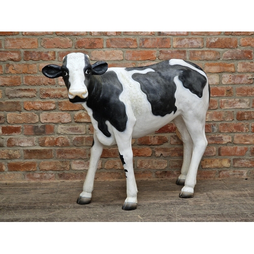 1256 - Contemporary resin statue of a cow, H 96cm