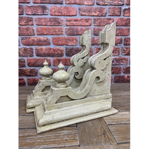 1277 - Pair of Vintage Wooden Corbels H43cm, D37cm