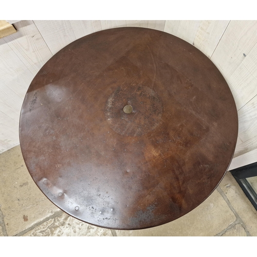 1007 - Louis Vuitton cast iron and steel bistro table, on four supports, with base cast with logo and Art D... 