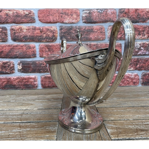 204 - Good quality silver plated twin handled lidded tureen mounted by an urn shaped finial with good cast... 