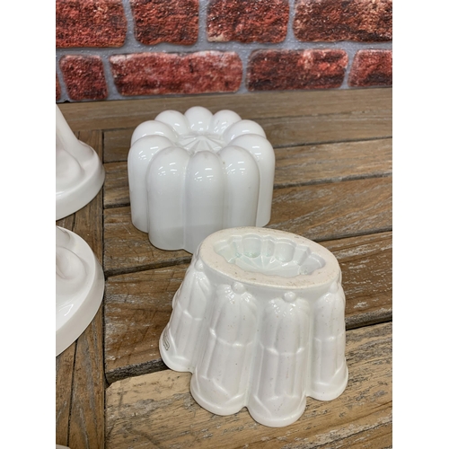 2288 - Kitchenalia - quantity of Shelley white ceramic jelly moulds (7)