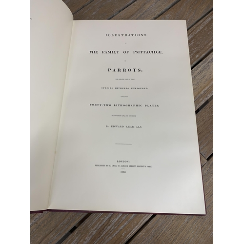 2524 - Illustrations Of The Family Of Psittacidae Or Parrots, Edward Lear, reprint edition of the 1832 publ... 