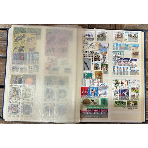 2552 - Large book of thematic World stamps - flowers, nature, sports etc