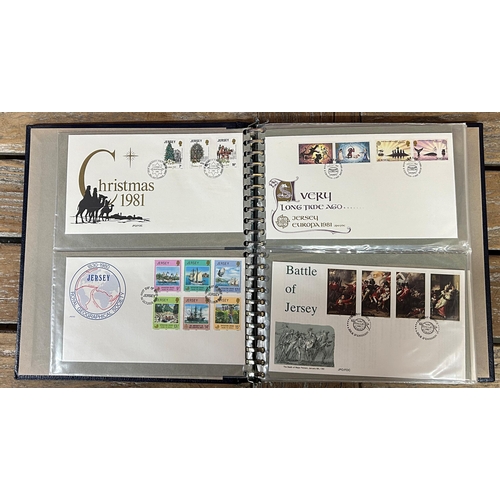 2553 - Large album of GB first day covers 1960-2000 over 100, with an album of GB islands FDCs and a furthe... 