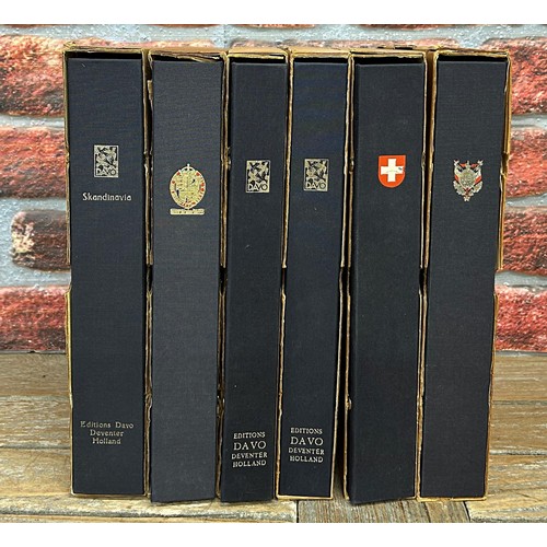 2558 - Collection of part complete Davo stamp albums by Stanley Gibbons - Great Britain (to include an earl... 