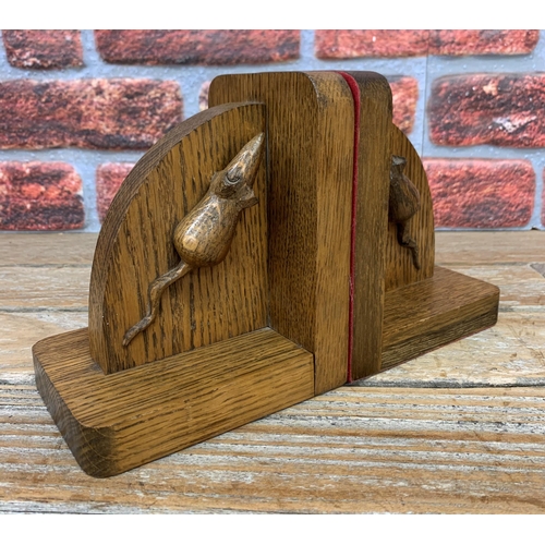 2186 - Pair of oak bookends with a Mouse carved on each side, H16cm x W14cm