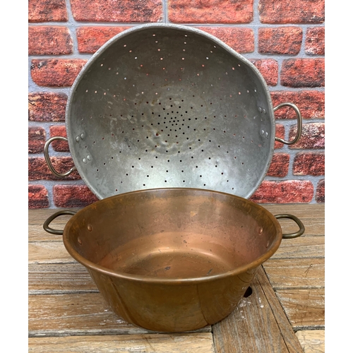 2254 - Vintage galvanized Colander, W48cm, and a large Cooper pan, W36cm.