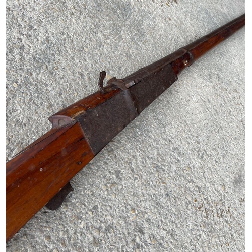 2451 - Large 19th century Indian punt gun, these large guns were mounted onto the side of boats, mainly pun... 