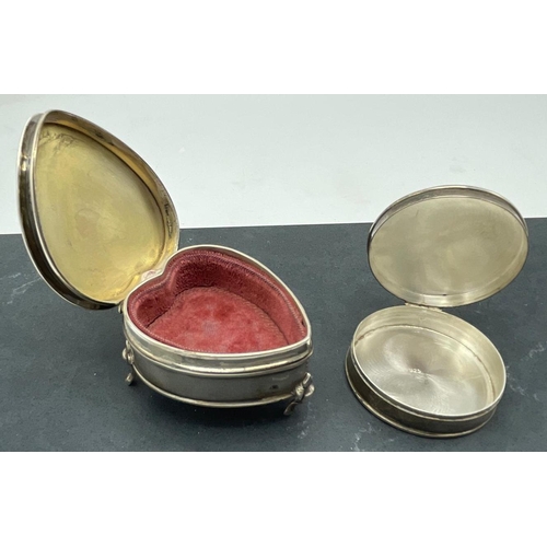 179 - Edwardian silver heart shaped ring box, baise fitted interior, maker Synyer & Beddoes, Birmingham 19... 