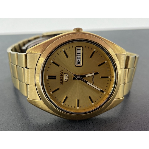 7 - Seiko 'Five' Automatic gold plated gents watch, 38mm case, gilt dial with day date aperture, exhibit... 