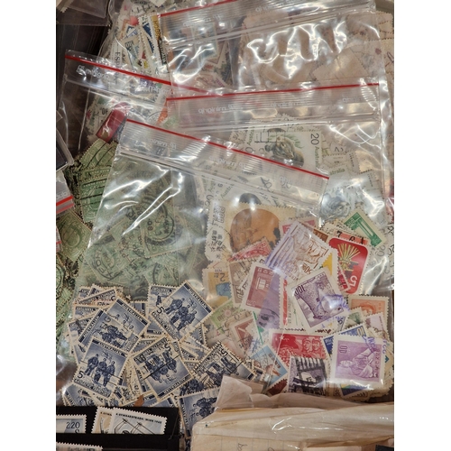 2547 - Large collection of mainly world and European stamps to include penny reds and Third Reich from a lo... 