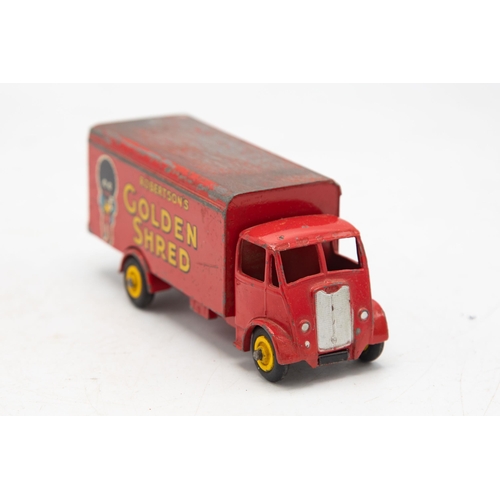 3004 - Dinky Supertoys No. 919 Guy Van 