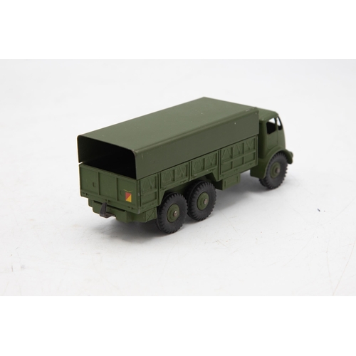 3005 - Dinky Supertoys 622- 10-ton Army Truck clean crisp matte green paintwork. Very near mint and excelle... 