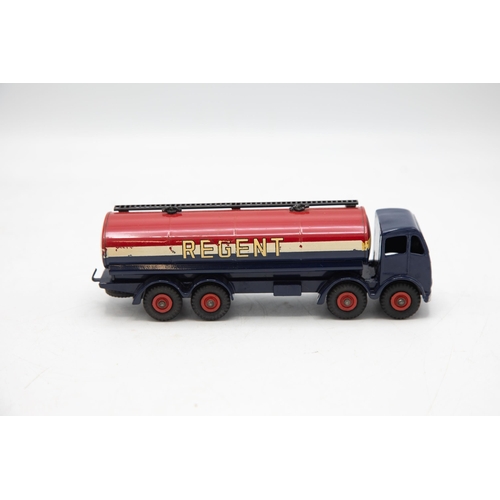 3006 - Dinky Toys No. 942 Foden 14-Ton Tanker 