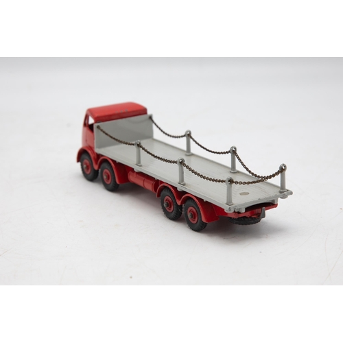 3008 - Dinky Supertoys No. 905 Foden Flat Truck - with Chains. Red cab with grey base. All original chainpo... 